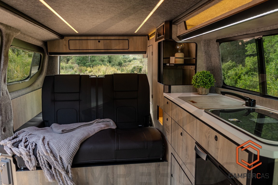 Ford Custom V710 - OXITOCIN