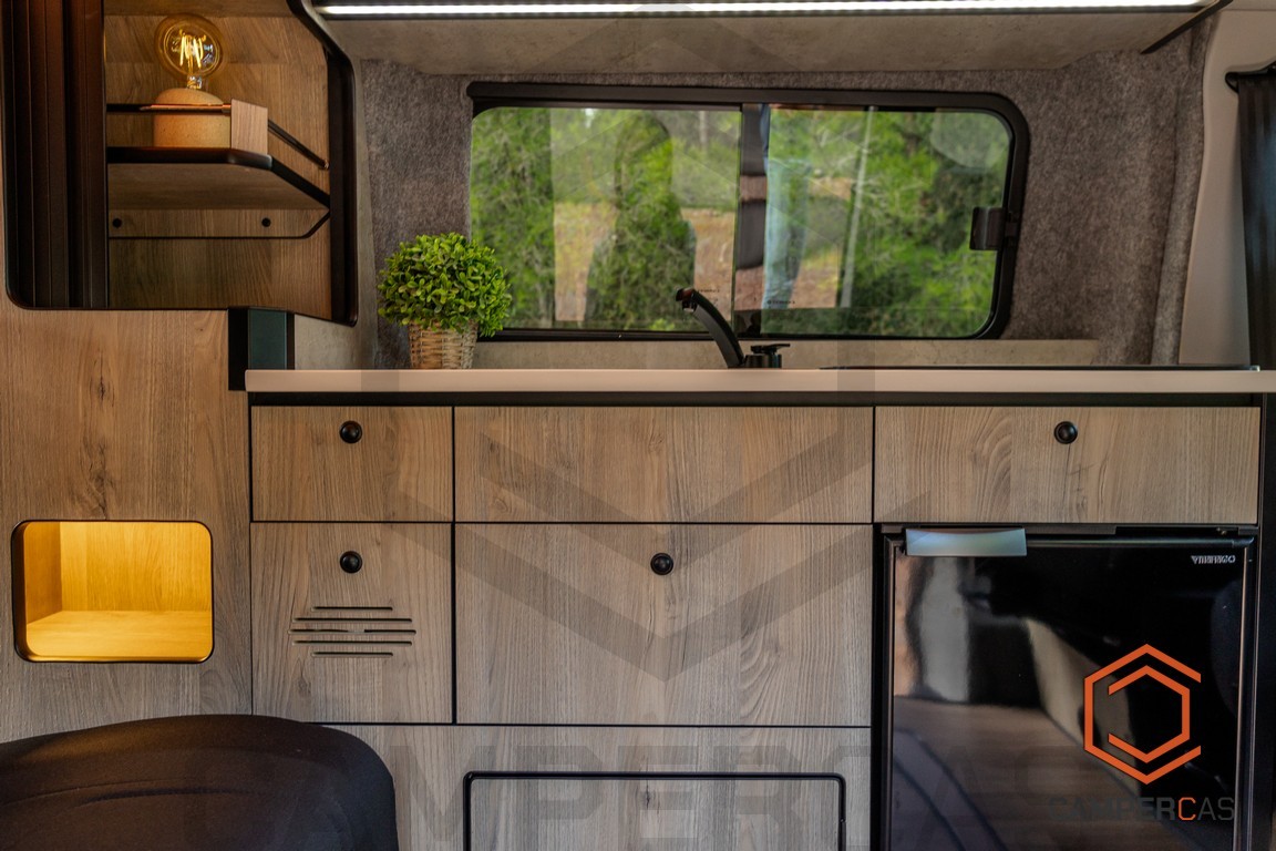 Ford Custom V710 - OXITOCIN