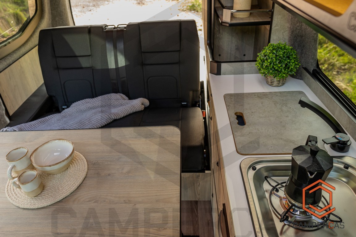 Ford Custom V710 - OXITOCIN